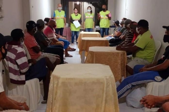 Moradores de rua de Arapiraca contam com abrigo no centro da cidade