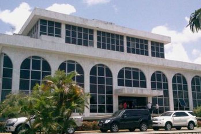 Justiça determina prazo de 48h para que TCE explique demora na emissão de certidão da Prefeitura de Maceió