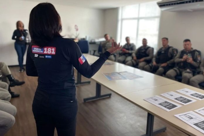 Bases comunitárias e Patrulha Maria da Penha averiguam 40 denúncias de crimes contra a mulher na região metropolitana