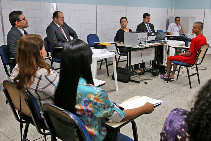 Acusado de tentativa de homicídio é condenado a oito anos e quatro meses de prisão