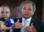 Principais direitos trabalhistas não serão retirados, diz Guedes
