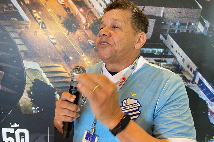 Jacozinho é o grande homenageado na festa dos 54 anos do Estádio Rei Pelé