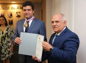 TJ entrega comenda Moura Castro ao prefeito Rui Palmeira