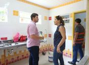 Prefeito Cacau vistoria obras de escolas municipais que passam por manutenção predial