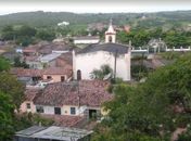 Ao trocar lâmpada de poste, eletricista de prefeitura cai e morre ao bater a cabeça