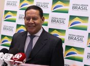 Governo publica decreto para contratar militares no serviço público
