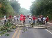 Manifestantes ainda bloqueiam BR-101; BR´s 316 e 104 estão liberadas