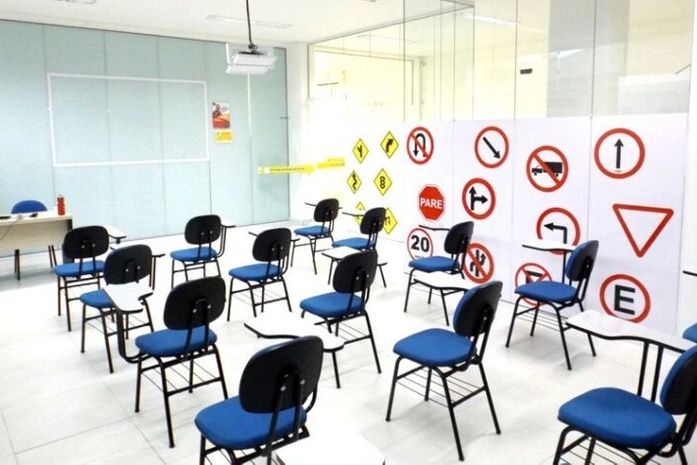 CNH mais barata enfrenta lobby poderoso