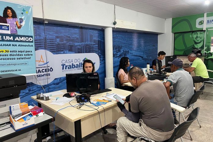 Procurando emprego? Sine Maceió divulga 1.600 vagas de trabalho nesta semana