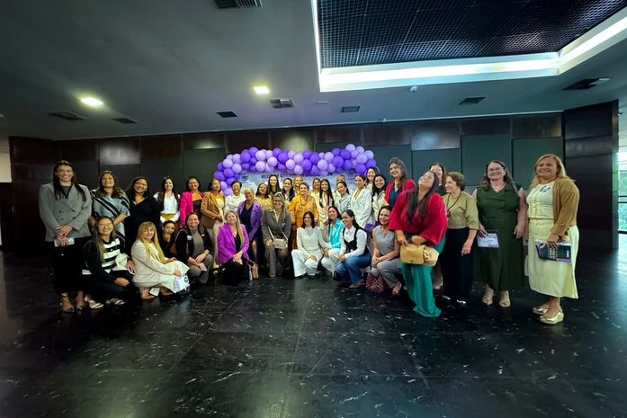 Ministra Márcia Lopes, Secretária Marília Albuquerque e gestoras municipais discutem políticas para as mulheres em encontro em Alagoas