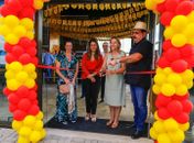Prefeito Gilberto Gonçalves prestigia inauguração de nova loja da empresa Bauducco em Rio Largo