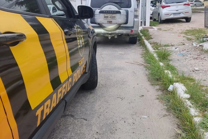 Segundo a SMTT, último pagamento do licenciamento do carro ocorreu em 2015