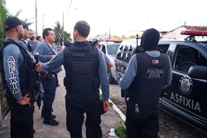 Equipes da Asfixia estiveram no local do fato