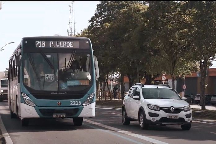 Faixa exclusiva garante agilidade no deslocamento do transporte público