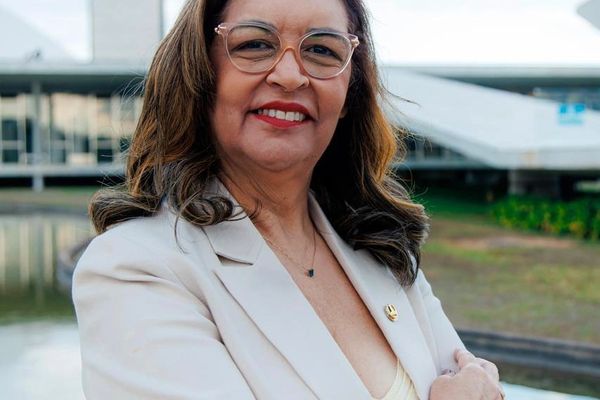 Eudócia Caldas: Embate com Calheiros projeta nova candidata