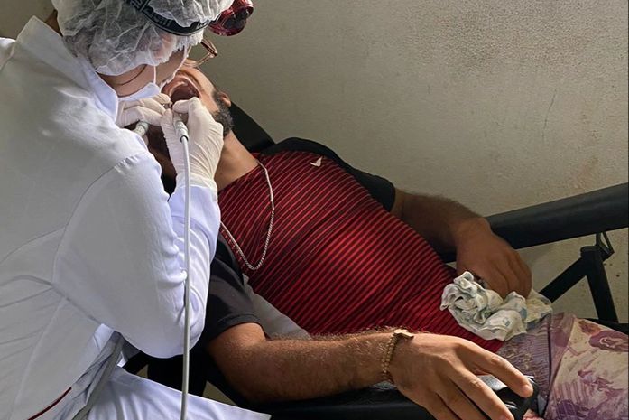 Projeto Saúde no Campo leva atendimento odontológico domiciliar a pacientes em Santana do Mundaú