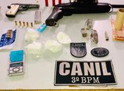 Polícia aprende pistolas, cocaína e prende suspeitos após denúncia em Arapiraca 