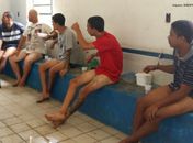 Sindpol denuncia presos algemados a canos na Deic