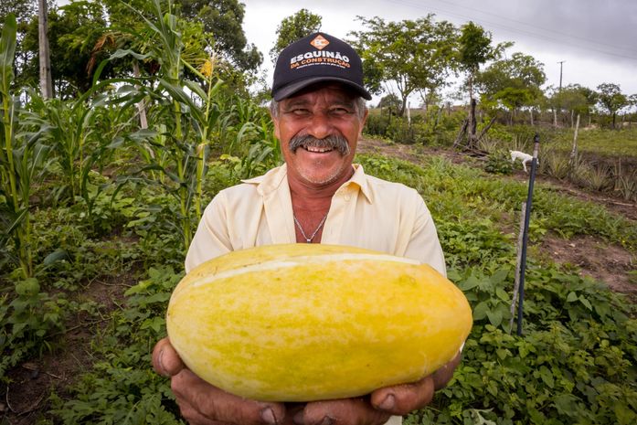 Com o Canal do Sertão, agricultores superam estiagem, escoam produção e sustentam suas famílias