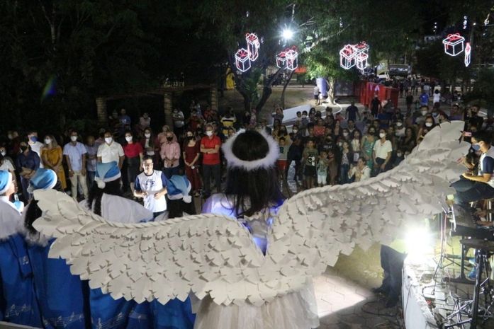 Prefeita Fabiana Pessoa abre a Natal do Acolhimento e acende luzes natalinas de Arapiraca