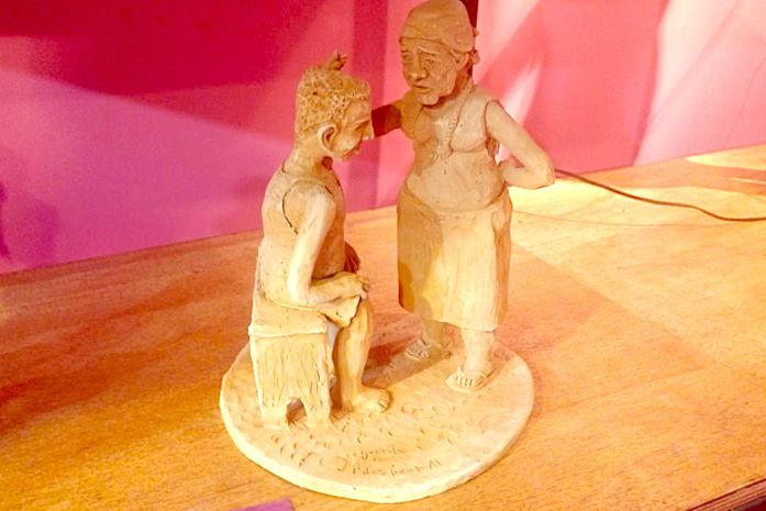 Obra de artista de Palmeira dos Índios, Lucas Yguaratã, é destaque na maior Feira de Artesanato da América Latina, a Fenearte