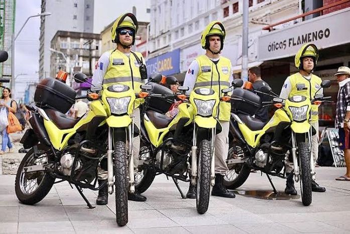 Equipes da Ronda no Bairro