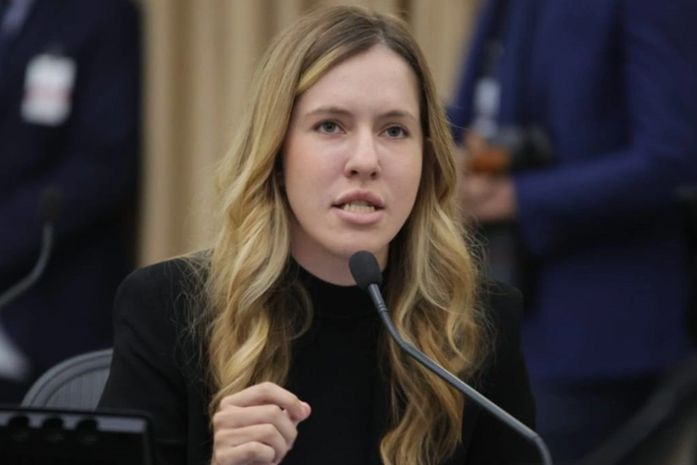 Deputada Cibele  Moura