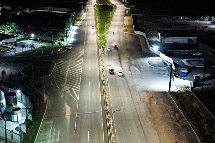 Cacau inaugura nova etapa de iluminação na AL-101 Sul, entre Maceió e Marechal