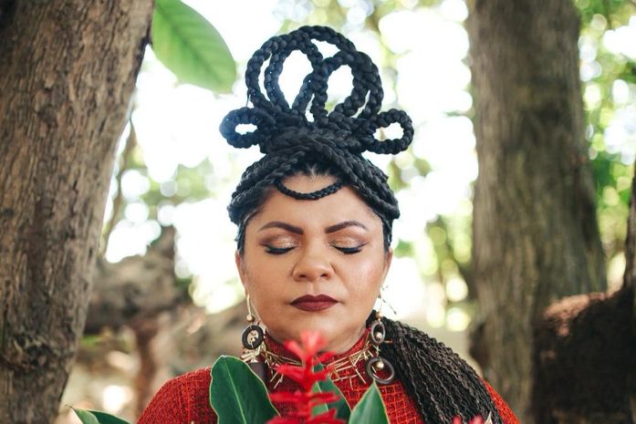 PROJETO SEIS & MEIA TRAZ SHOW DE KHRISTAL NESTE FINAL DE SEMANA