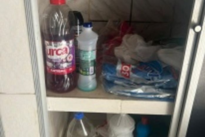 Sem alvará sanitário e com armazenamento inadequado, laboratório de exames é interditado na parte alta de Maceió