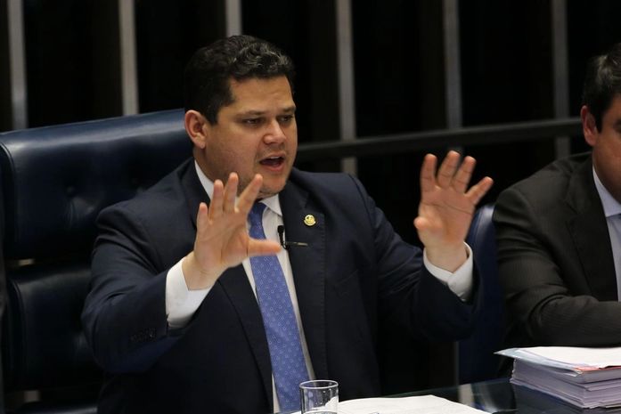 Ideia é aguardar PEC que vem da Câmara; pacote anticrime será votado