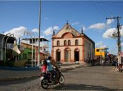 Escola municipal é alvo de assaltos e vandalismo em Lagoa da Canoa 