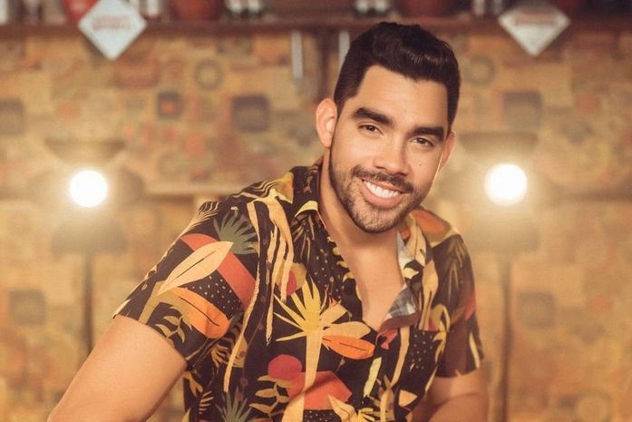 Pai do cantor Gabriel Diniz desmente a versão do Aeroclube de Alagoas: “Esse avião foi fretado mesmo”