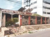 Imóvel abandonado