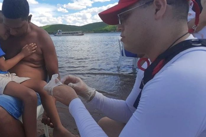 Bombeiros detalham ataque de piranhas a banhistas no Rio São Francisco 
