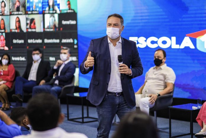 Governo de Alagoas dobra premiação aos municípios e vai intestir R$ 200 milhões do Escola 10