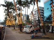 Prefeitura de Maceió instala iluminação de fim de ano em vários bairros da capital