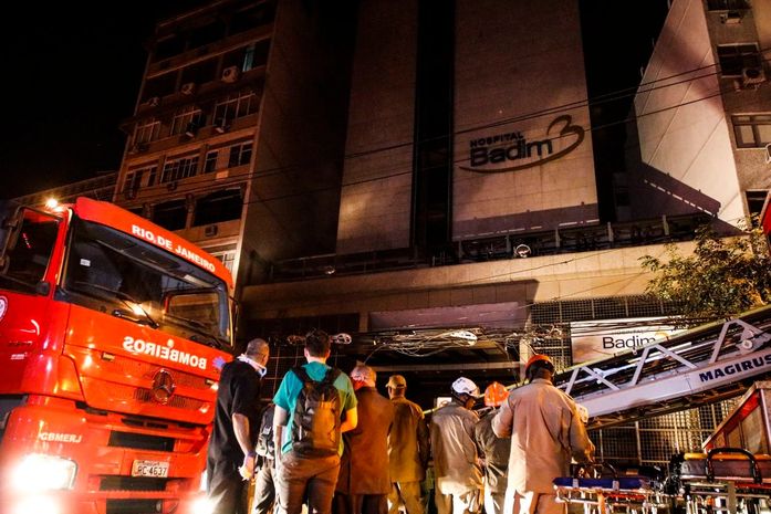 Incêndio em hospital no Rio deixa pelo menos dez mortos