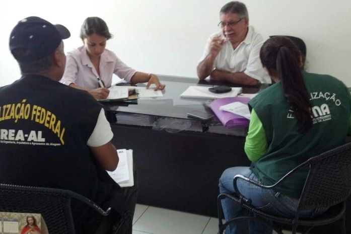 Dono de laticínio é preso acusado de crime ambiental e multado em R$ 55 mil