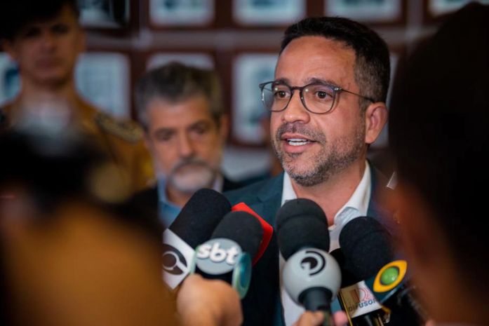 Calheiros mostra força no Palácio, e Marcius Beltrão pode ser convidado a deixar a Educação