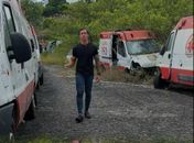 Deputado Leonam fiscaliza cemitério de ambulâncias e cobra reparo imediato: “poderiam estar salvando vidas!”