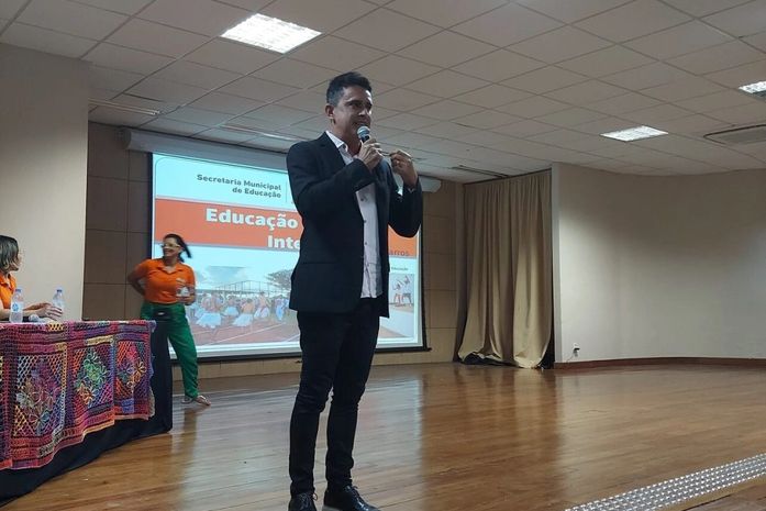 Secretário de Educação de Penedo destaca Ensino Integral durante Seminário da Undime Alagoas