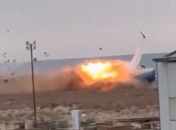 Vídeo: avião com 67 passageiros cai no Cazaquistão; 28 sobrevivem