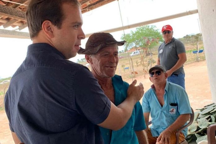Prefeito Vinícius Lima garante mais de 1 milhão de reais aos agricultores municipais