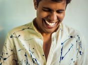 Imperdível, alagoano Rodrigo Avelino lança, em show, o seu primeiro disco: Tempo de Ser Feliz