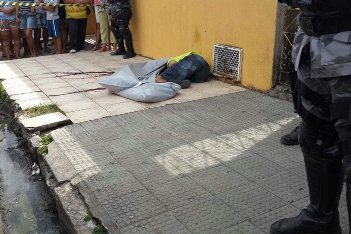 Vítima morreu no local