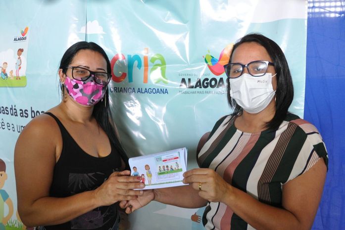 Assistência Social de Anadia beneficia mais 422 gestantes e crianças com cartão do Programa CRIA