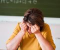 Dia dos Professores acende alerta sobre esgotamento e adoecimento mental na educação