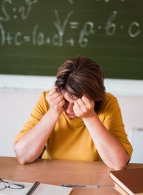 Dia dos Professores acende alerta sobre esgotamento e adoecimento mental na educação