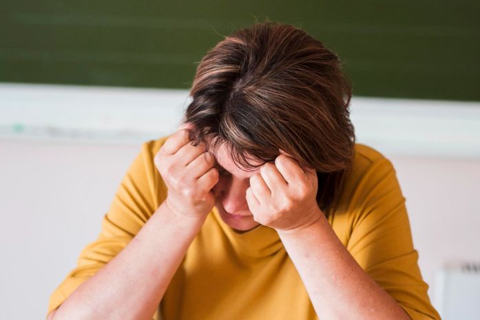 Dia dos Professores acende alerta sobre esgotamento e adoecimento mental na educação